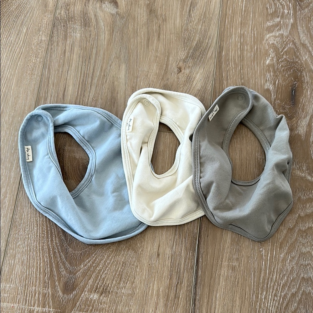 Neutral Tone Baby Bib Set